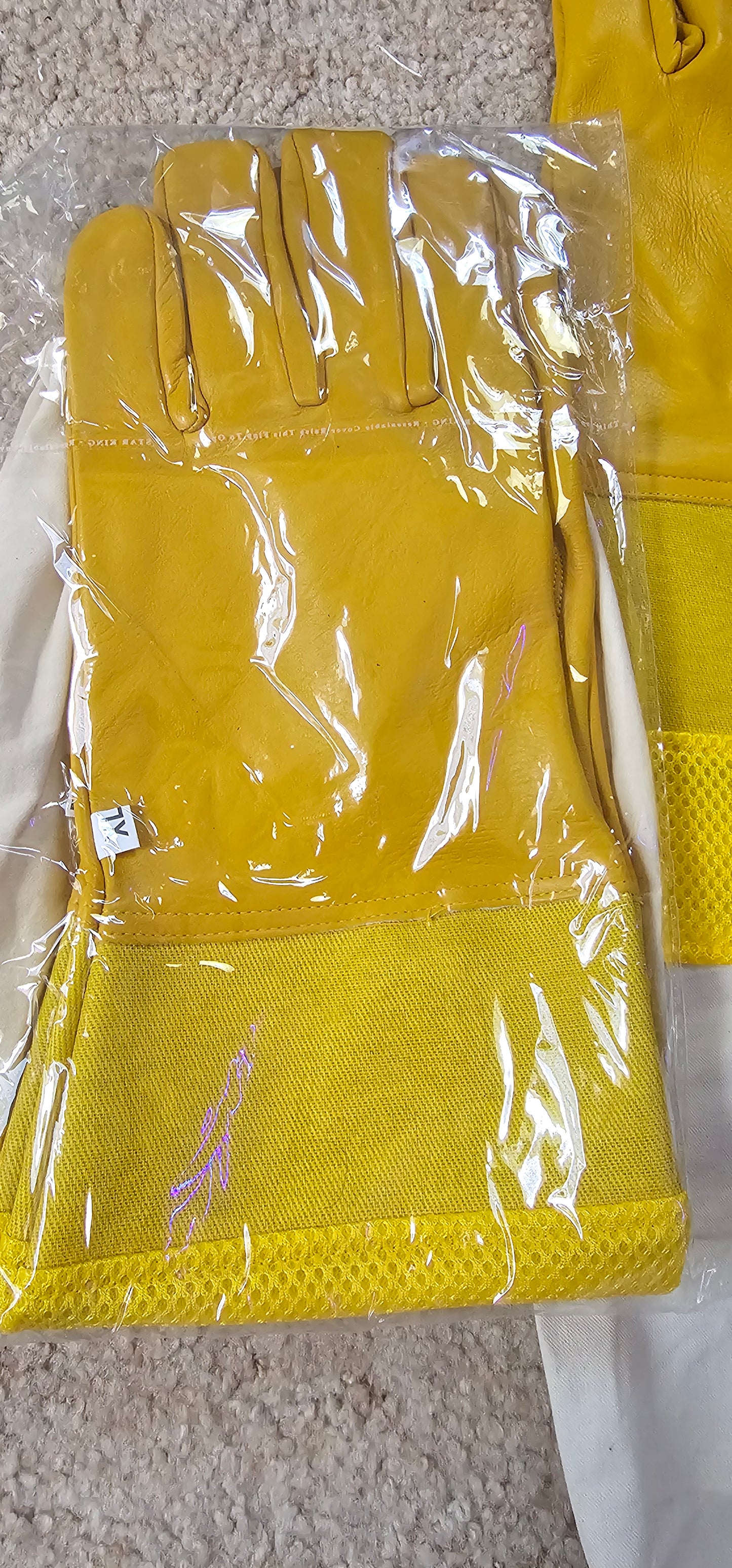 Cowhide Beekeeping Gloves - Castle Hives