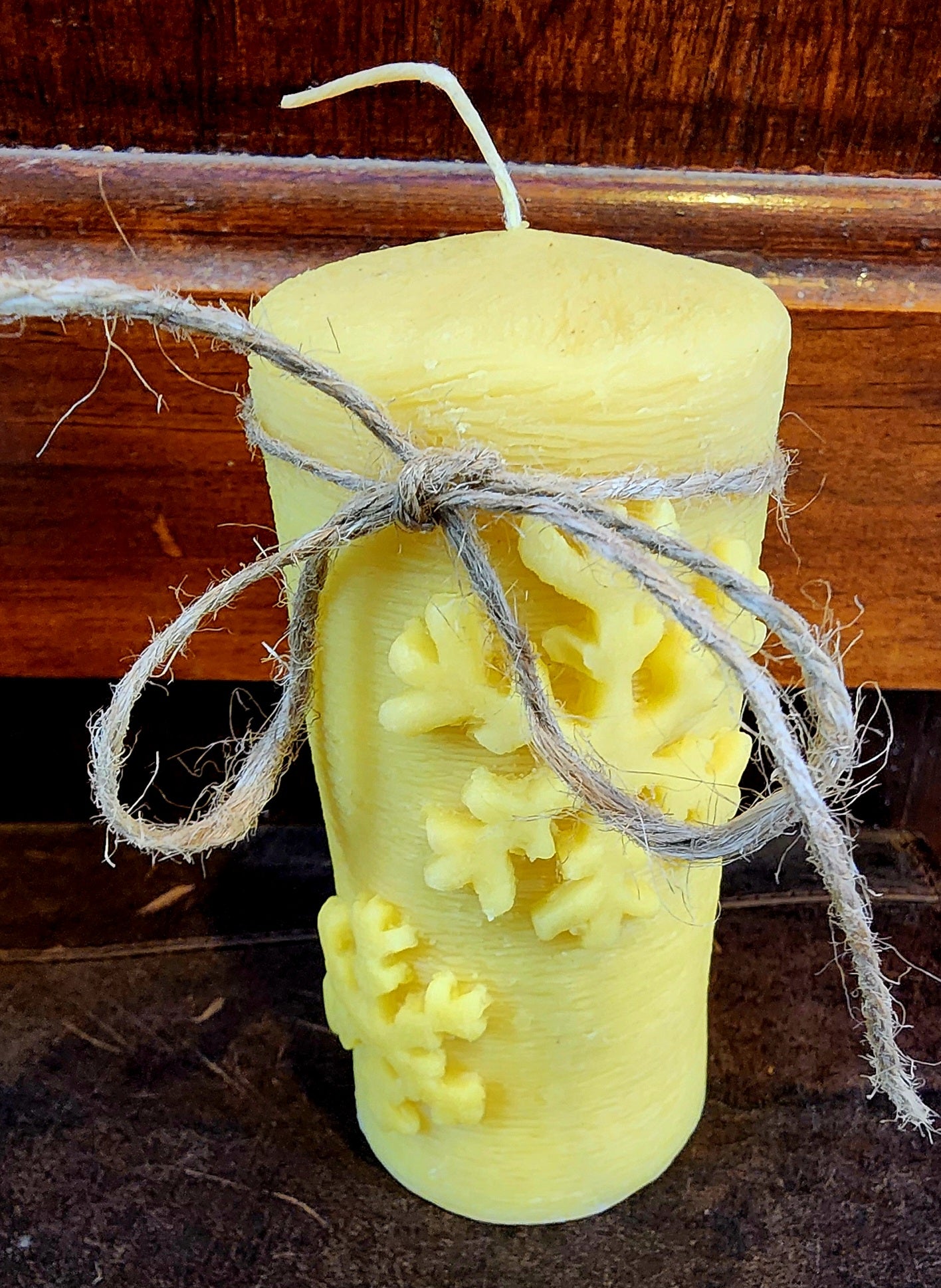 Beeswax Candle 🐝