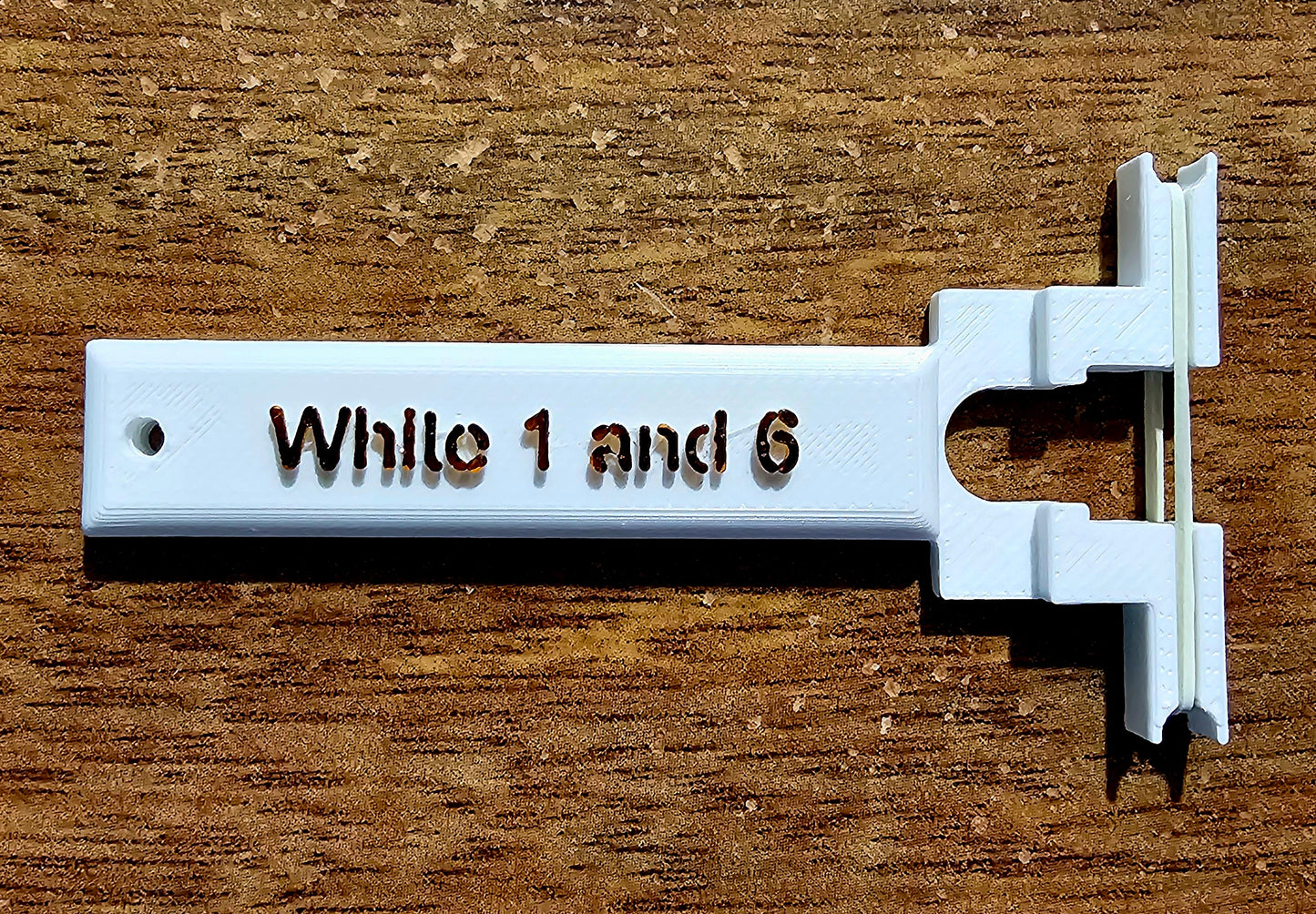 Castle Queen Marking Tool 🐝