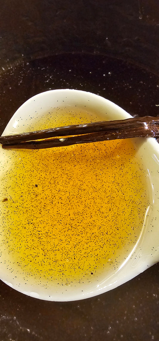 Vanilla Infused Honey 🍯