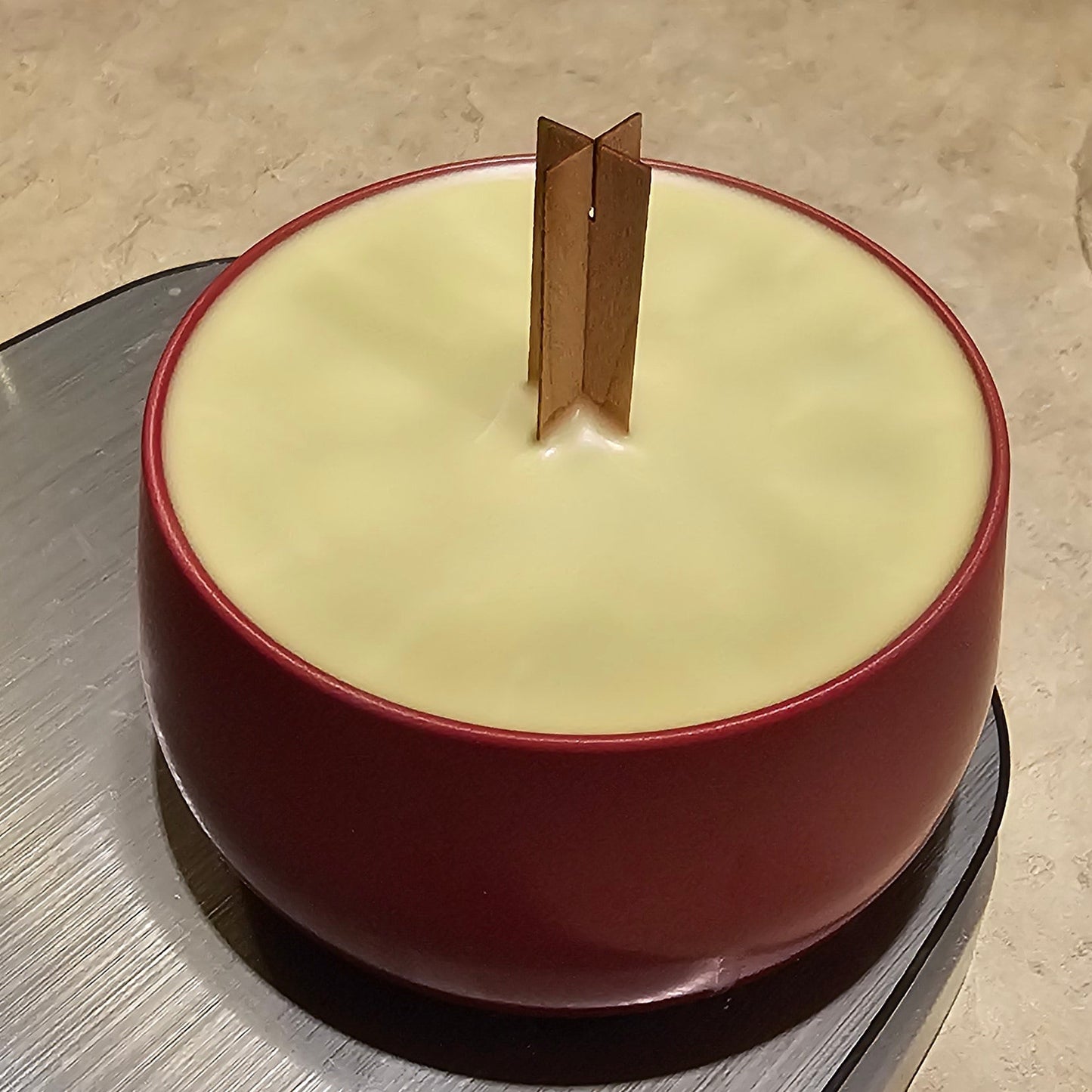 Beeswax Woodwick Candle 🕯️